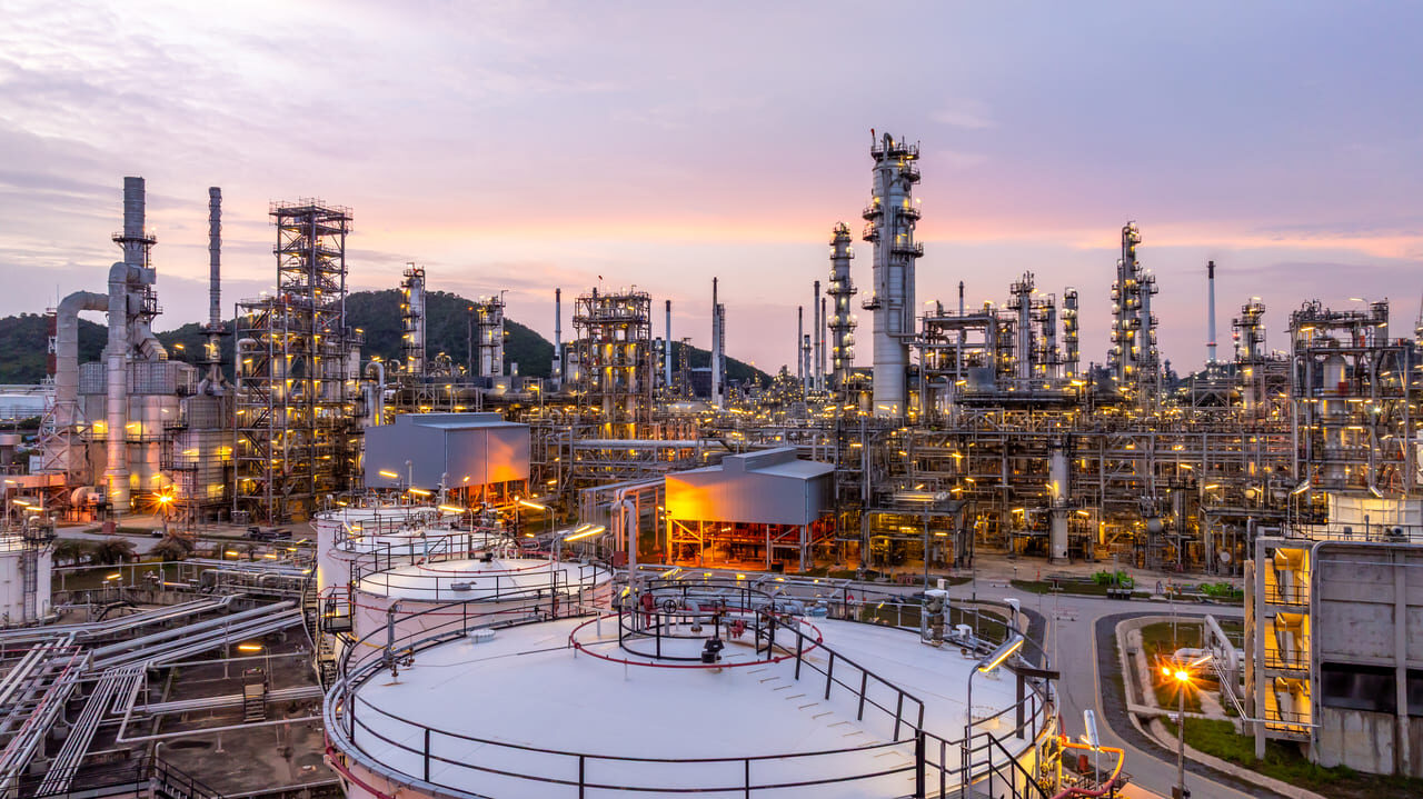 oil and gas industrial refinery at night oil and 2025 06 23 04 47 17 utc 1