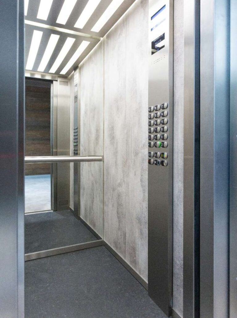 περιοδικός έλεγχος ανελκυστήρα